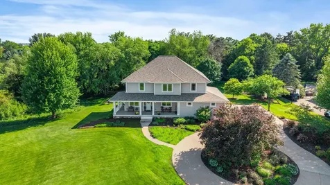 4854 Linden Trail N Lake Elmo MN 55042
