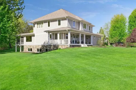 4854 Linden Trail N Lake Elmo MN 55042