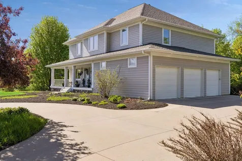 4854 Linden Trail N Lake Elmo MN 55042