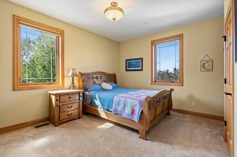 4854 Linden Trail N Lake Elmo MN 55042