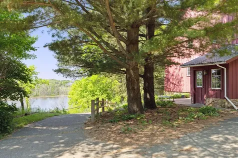 4854 Linden Trail N Lake Elmo MN 55042