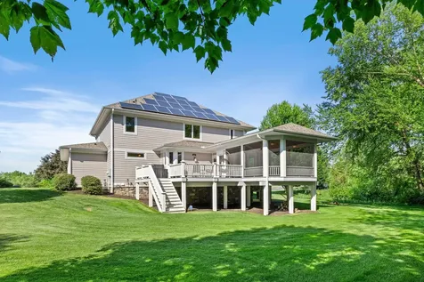 4854 Linden Trail N Lake Elmo MN 55042