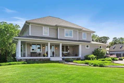 4854 Linden Trail N Lake Elmo MN 55042