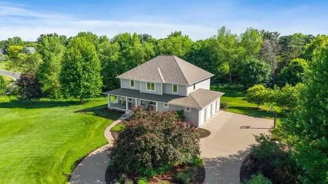 4854 Linden Trail N Lake Elmo MN 55042
