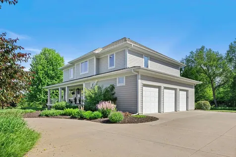 4854 Linden Trail N Lake Elmo MN 55042