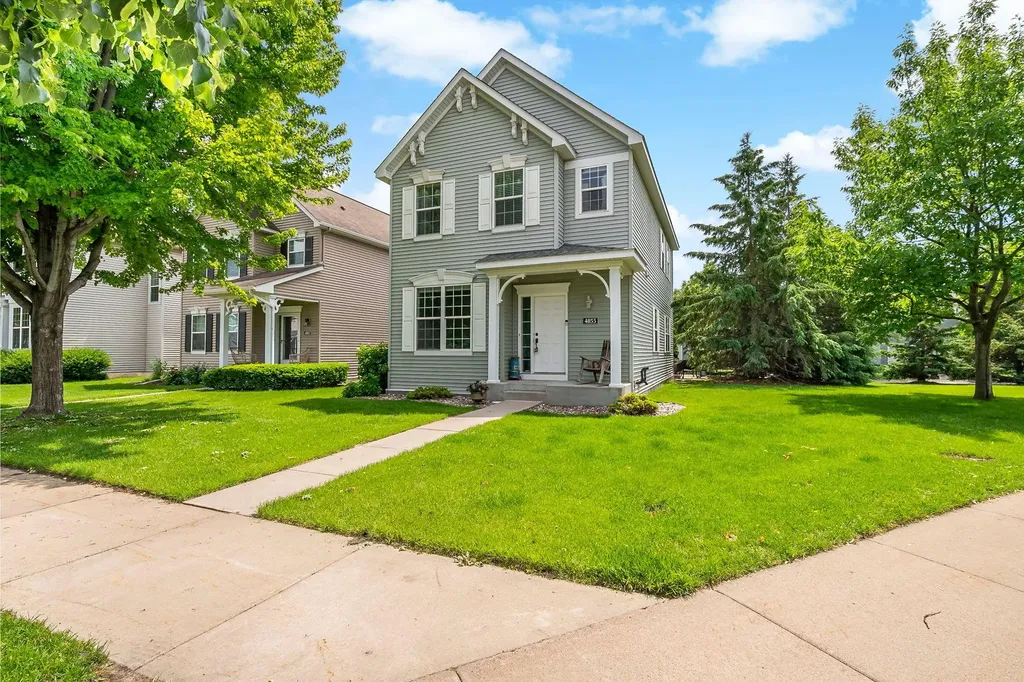 4855 Bulrush Boulevard Shakopee MN 55379