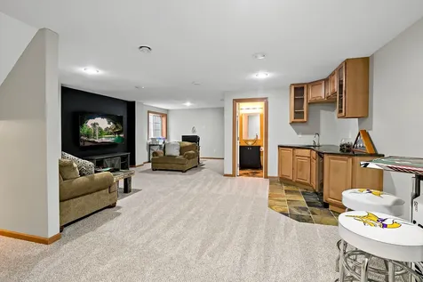 4855 Bulrush Boulevard Shakopee MN 55379