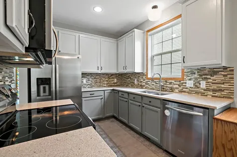 4855 Bulrush Boulevard Shakopee MN 55379