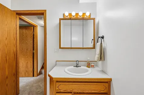 931 Chestnut Street Taylors Falls MN 55084