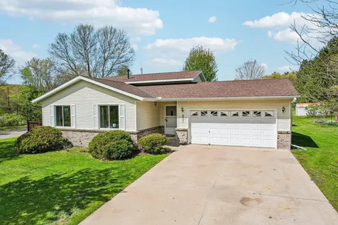 931 Chestnut Street Taylors Falls MN 55084