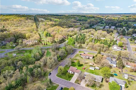 931 Chestnut Street Taylors Falls MN 55084