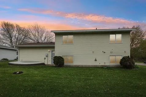931 Chestnut Street Taylors Falls MN 55084