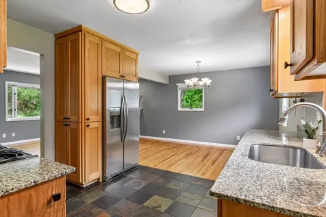 15725 2nd Avenue N Plymouth MN 55447