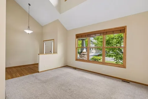 11409 Balsam Way Woodbury MN 55129
