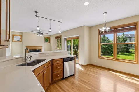 11409 Balsam Way Woodbury MN 55129
