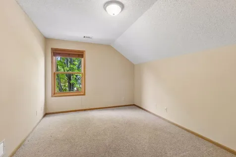 11409 Balsam Way Woodbury MN 55129