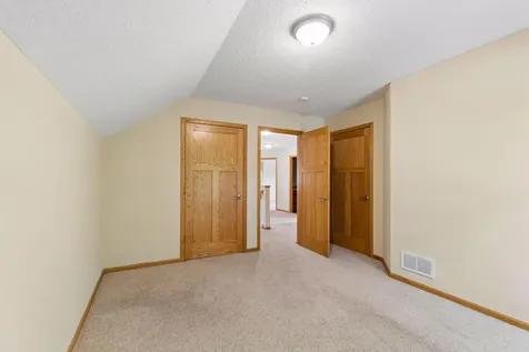 11409 Balsam Way Woodbury MN 55129