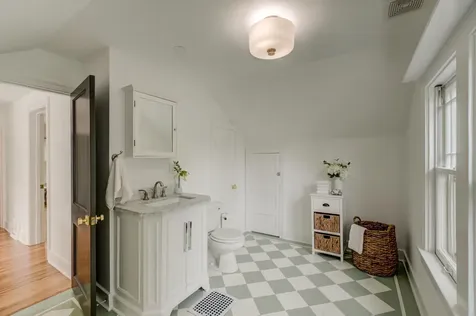 1850 Birch Lake Avenue White Bear Lake MN 55110