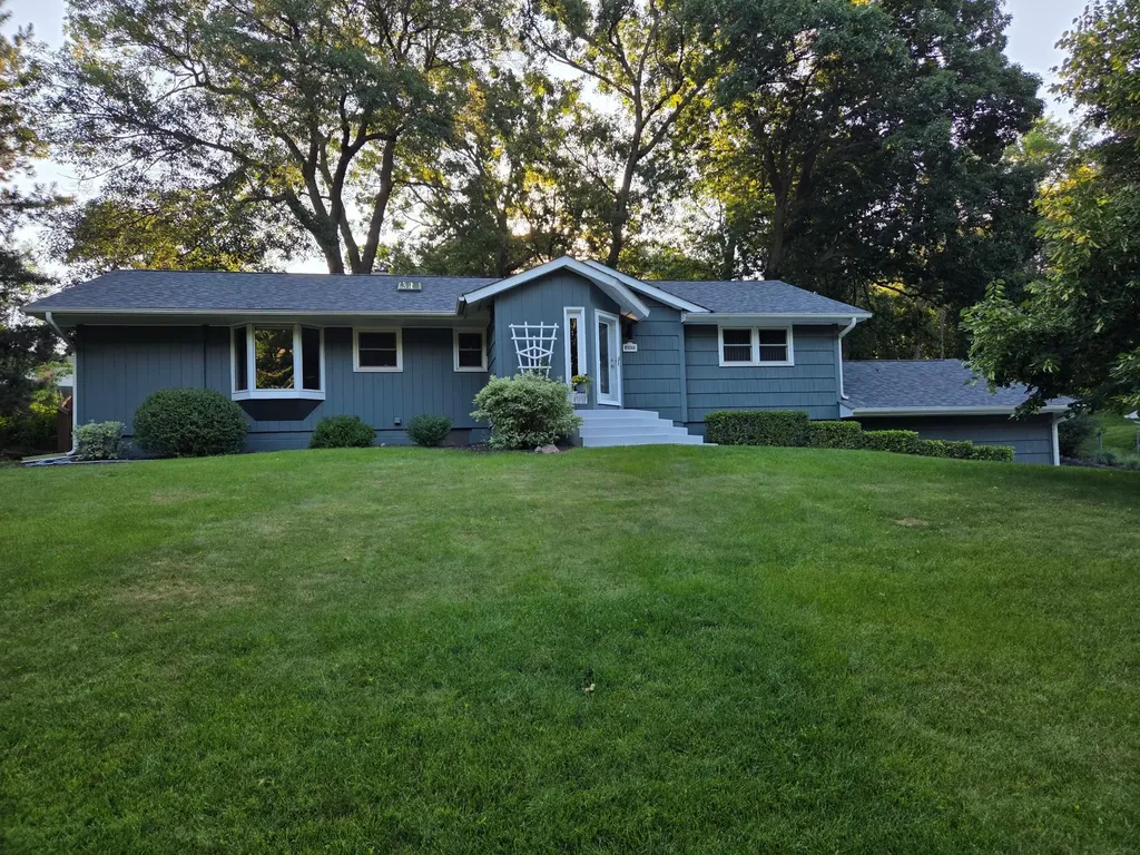 16409 Norwood Lane Minnetonka MN 55345