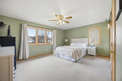 4054 S Rivershore Drive Moorhead MN 56560