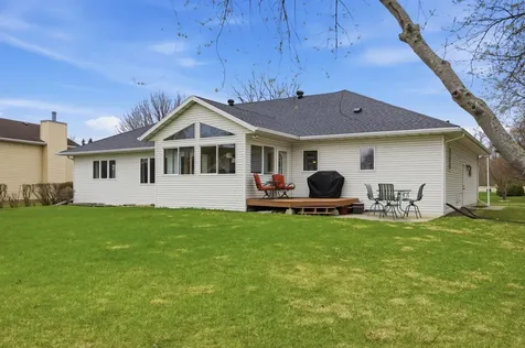 4054 S Rivershore Drive Moorhead MN 56560