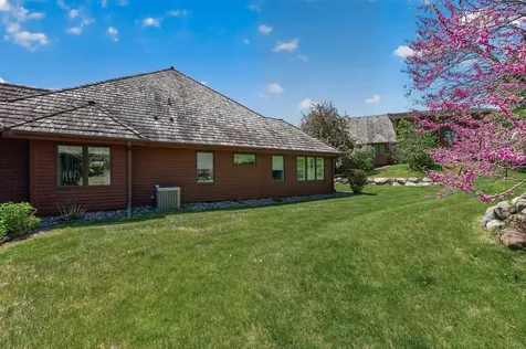 10803 57th Avenue N Plymouth MN 55442
