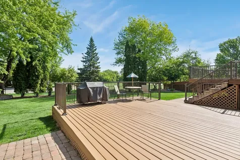 12838 95th Avenue N Maple Grove MN 55369