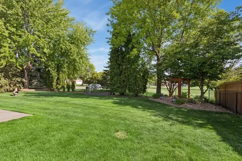 12838 95th Avenue N Maple Grove MN 55369