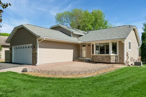 12838 95th Avenue N Maple Grove MN 55369