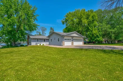 29645 Neal Avenue Lindstrom MN 55045