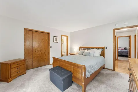 17128 Hannibal Court Lakeville MN 55044