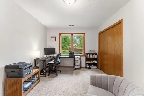 17128 Hannibal Court Lakeville MN 55044