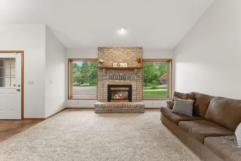 17128 Hannibal Court Lakeville MN 55044