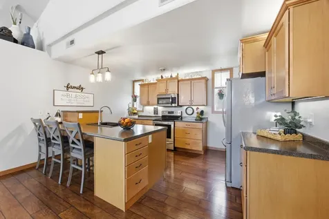 2817 35th Street S Moorhead MN 56560