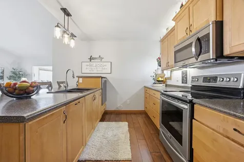 2817 35th Street S Moorhead MN 56560