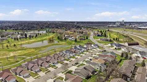 2817 35th Street S Moorhead MN 56560