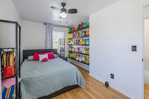 1529 Hudson Road Saint Paul MN 55106