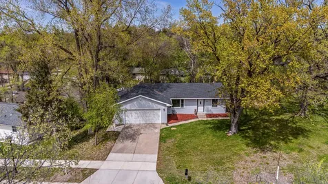 1529 Hudson Road Saint Paul MN 55106