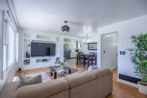 1529 Hudson Road Saint Paul MN 55106