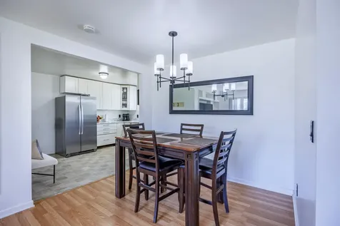 1529 Hudson Road Saint Paul MN 55106