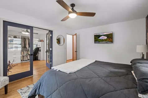 145 Rustic Lodge W Minneapolis MN 55419