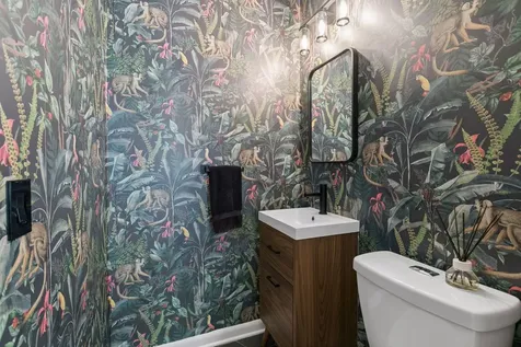 145 Rustic Lodge W Minneapolis MN 55419