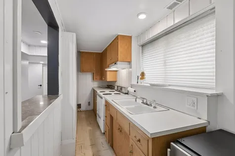 145 Rustic Lodge W Minneapolis MN 55419