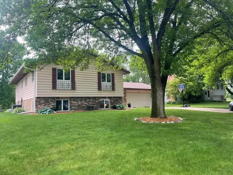 1916 Evergreen Echo Woodbury MN 55125