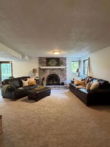 1916 Evergreen Echo Woodbury MN 55125