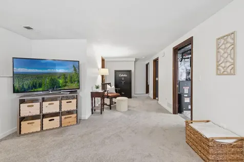 1916 Evergreen Echo Woodbury MN 55125