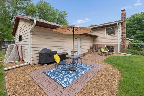 1916 Evergreen Echo Woodbury MN 55125