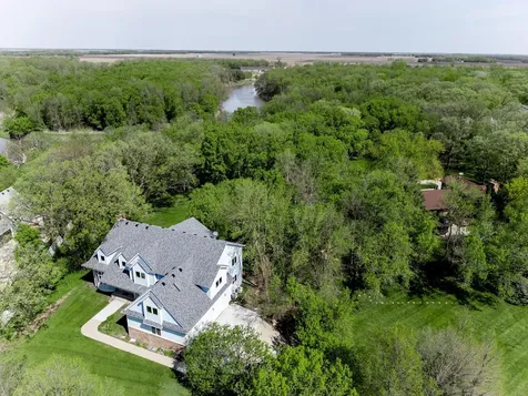 1301 64th Avenue N Fargo ND 58102