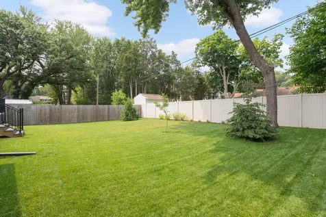 1431 Sumter Avenue N Golden Valley MN 55427