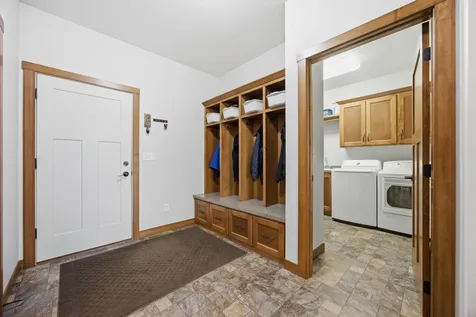 711 47th Avenue W West Fargo ND 58078
